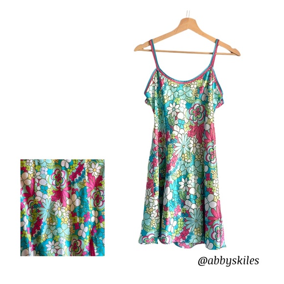 Flower Power Spaghetti Strap Mini Slip Dress Small Y2K Dopamine 70’s Vibe - Picture 1 of 10